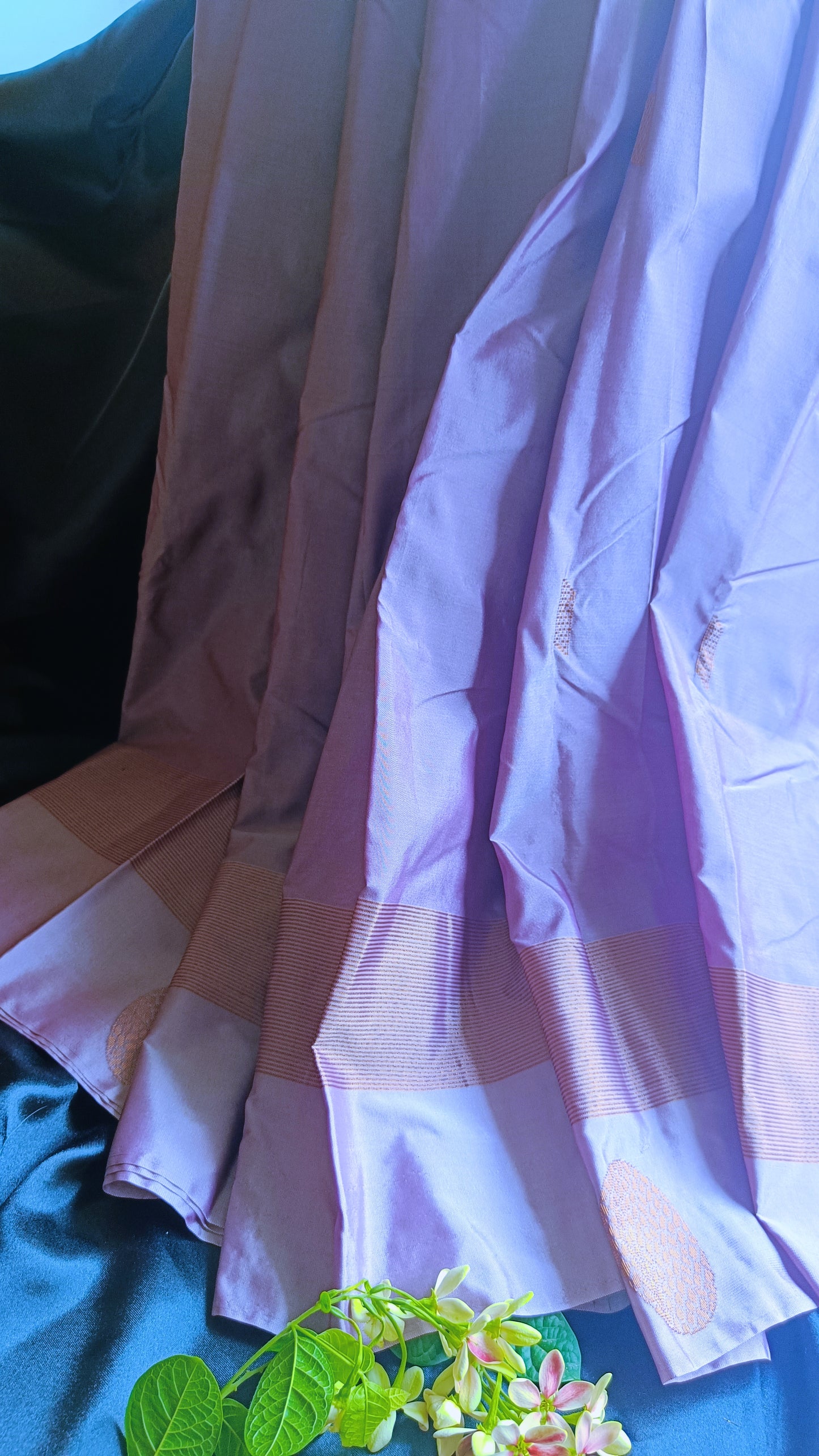 Graceful Mauve Semi-Silk Kuppadam Saree with Copper Zari Border 