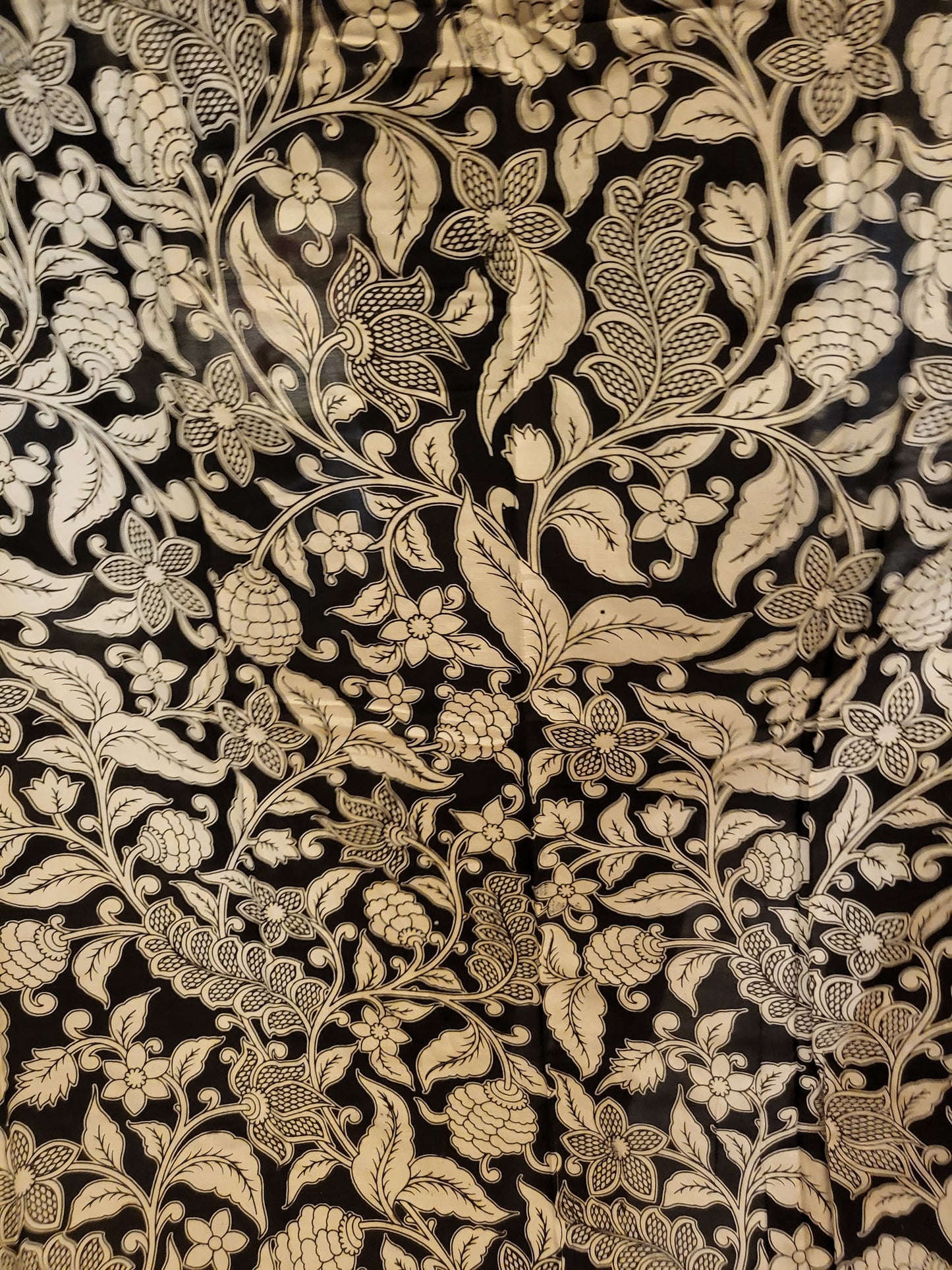 Kalamkari Silk Saree in Black and White with Nizam Border